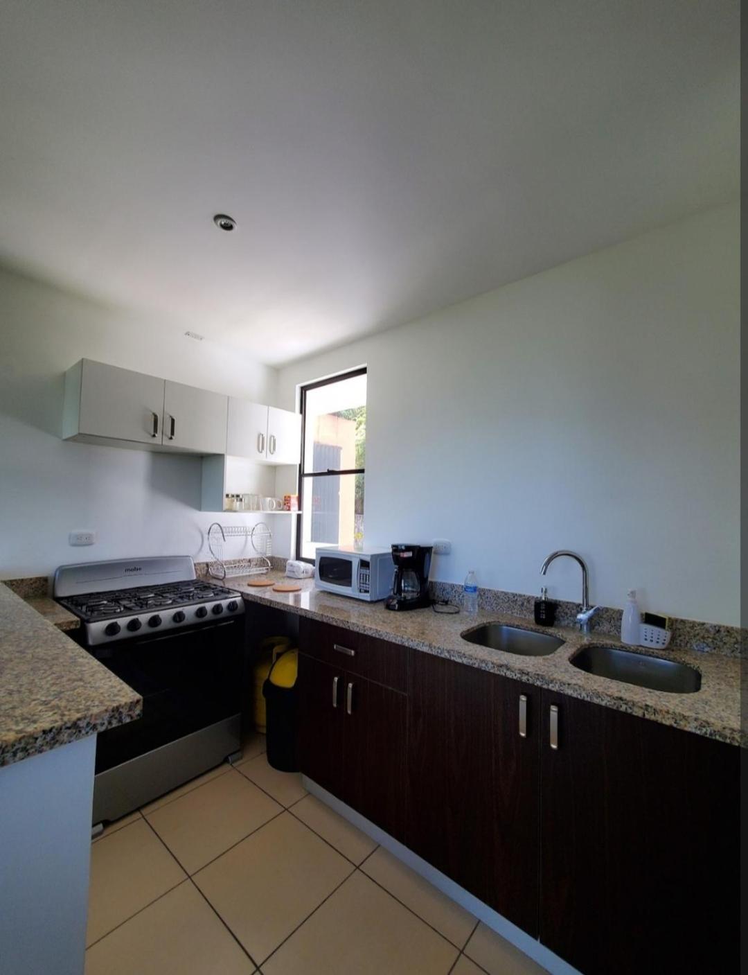 Apto Los Planes De Renderos Apartamento *